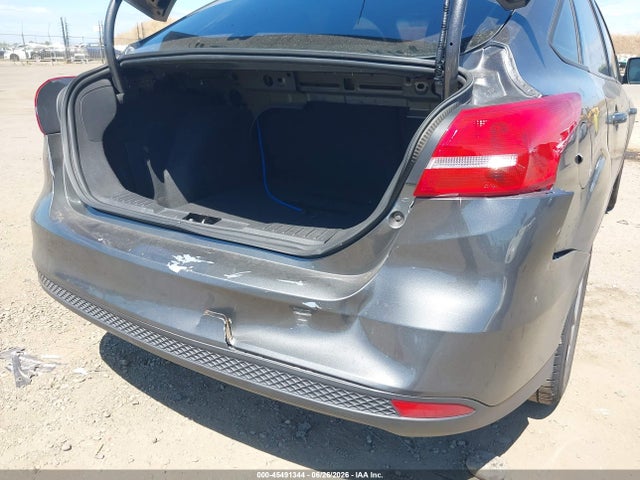 Ford FOCUS SE 2016 1FADP3F23GL250113 Image 6