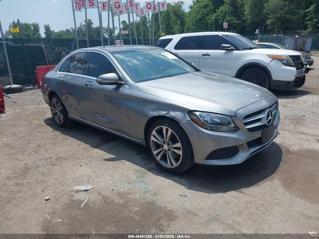 45491355 :رقم المزاد ، 55SWF4KB9FU075240 vin ، 2015 Mercedes-benz C 300 4matic مزاد بيع