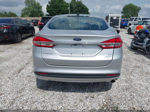 3FA6P0HD1HR119402 Ford FUSION SE