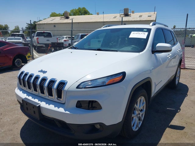 1C4PJLCXXJD518018 Jeep Cherokee Latitude Fwd