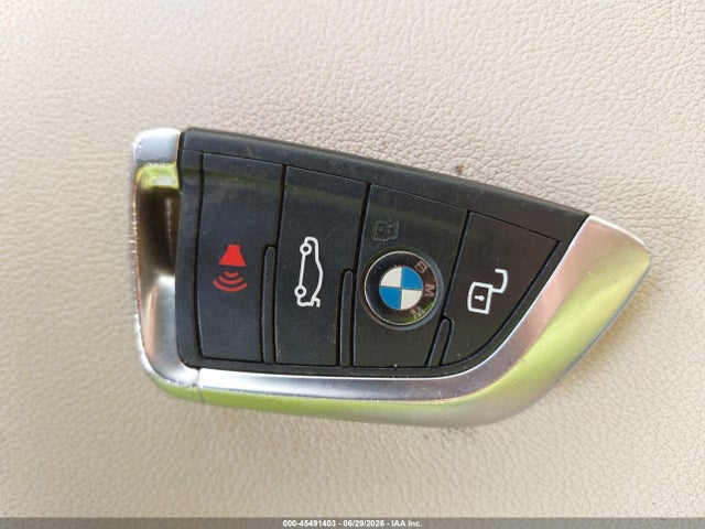 2020 Bmw 330i Xdrive მანქანა იყიდება აუქციონზე, vin: 3MW5R7J09L8B45676, აუქციონის ნომერი: 45491403