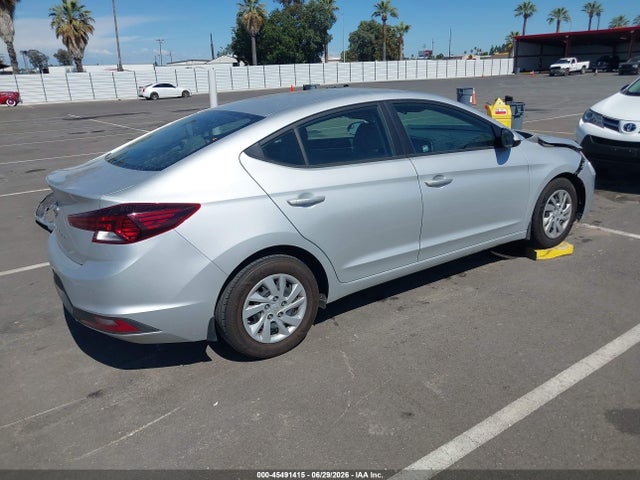Hyundai ELANTRA SE 2019 5NPD74LF0KH477294 Image 4