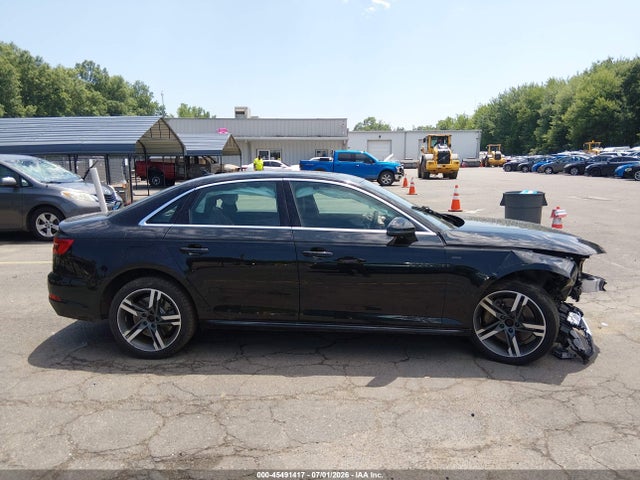 Продаж на аукціоні авто 2017 Audi A4 Premium Plus, vin: WAUENAF40HN016752, номер лоту: 45491417