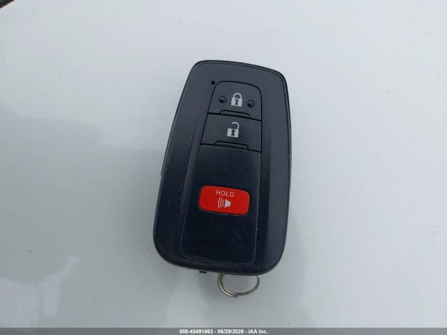 Toyota Prius Two Eco 2018 JTDKARFU1J3549467 Image 11