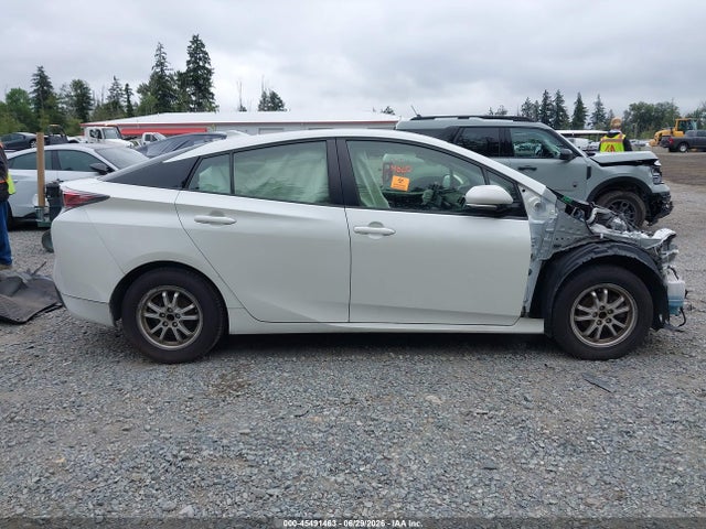 Toyota Prius Two Eco 2018 JTDKARFU1J3549467 Image 14