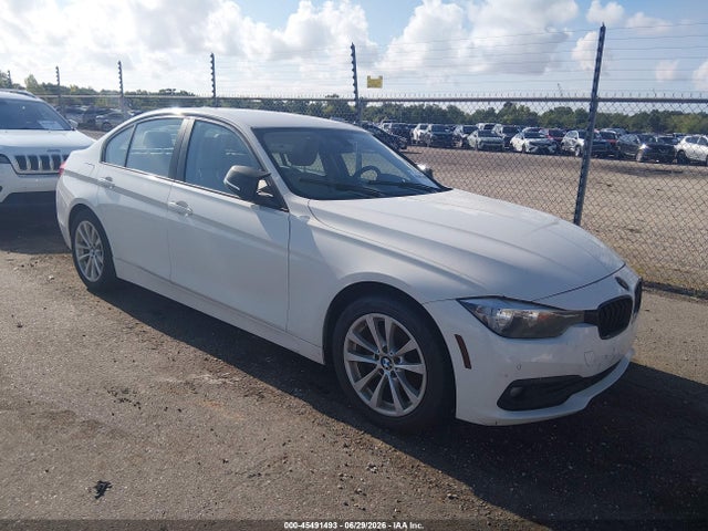 Aukcja sprzedaży 2017 Bmw 320i, vin: WBA8E1G33HNU18560, numer aukcji: 45491493