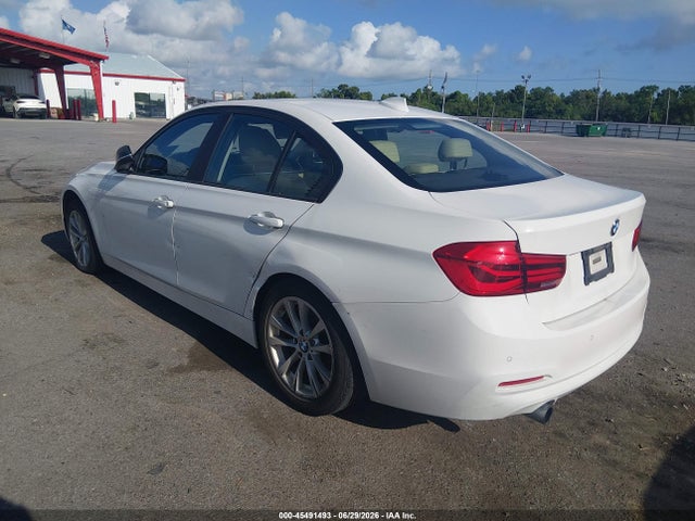 Продаж на аукціоні авто 2017 Bmw 320i, vin: WBA8E1G33HNU18560, номер лоту: 45491493