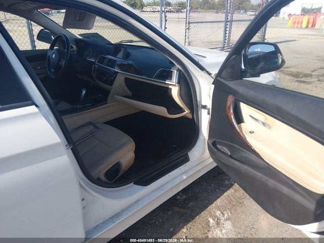Продаж на аукціоні авто 2017 Bmw 320i, vin: WBA8E1G33HNU18560, номер лоту: 45491493