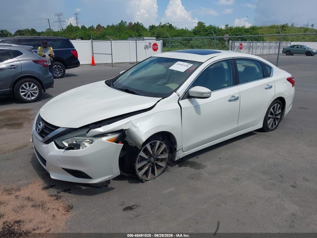 2017 Nissan Altima 2.5 Sv მანქანა იყიდება აუქციონზე, vin: 1N4AL3AP1HC298342, აუქციონის ნომერი: 45491520