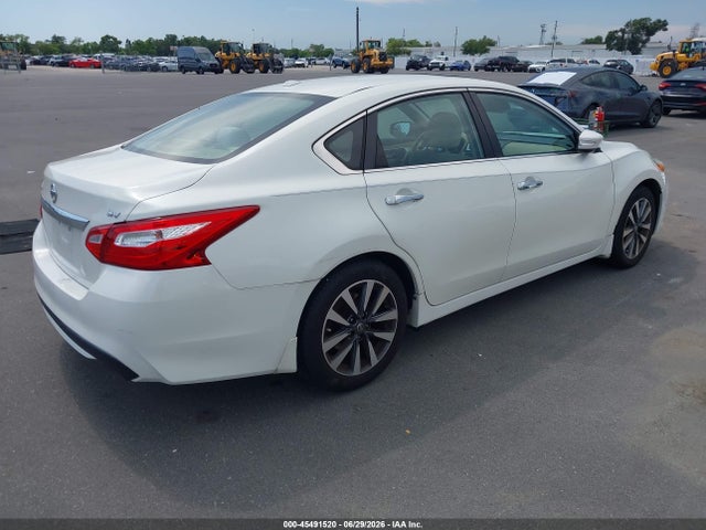 2017 Nissan Altima 2.5 Sv მანქანა იყიდება აუქციონზე, vin: 1N4AL3AP1HC298342, აუქციონის ნომერი: 45491520