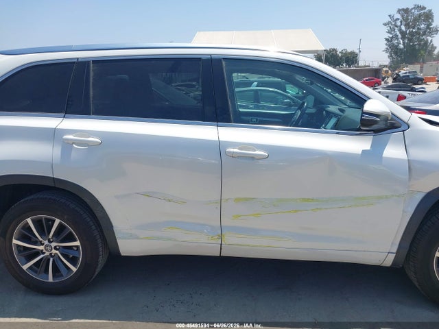 Toyota Highlander Xle 2018 5TDKZRFH5JS538742 Image 13