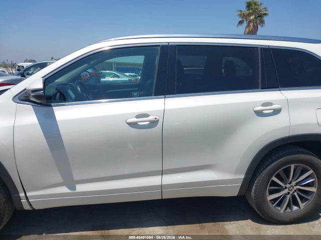 Toyota Highlander Xle 2018 5TDKZRFH5JS538742 Image 14