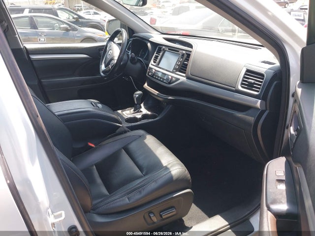 Toyota Highlander Xle 2018 5TDKZRFH5JS538742 Image 5