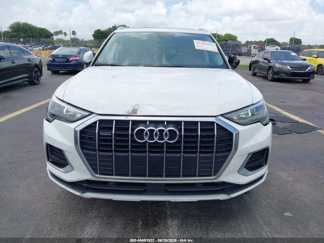 2021 Audi Q3 Premium 40 Tfsi Quattro Tiptronic მანქანა იყიდება აუქციონზე, vin: WA1AUCF34M1100351, აუქციონის ნომერი: 45491622