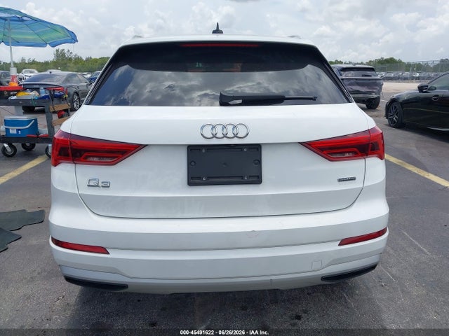 2021 Audi Q3 Premium 40 Tfsi Quattro Tiptronic მანქანა იყიდება აუქციონზე, vin: WA1AUCF34M1100351, აუქციონის ნომერი: 45491622