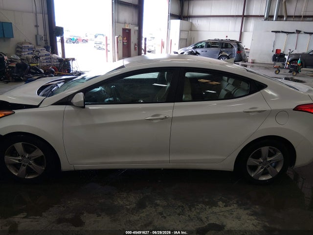 Продаж на аукціоні авто 2013 Hyundai Elantra Gls, vin: 5NPDH4AE1DH241814, номер лоту: 45491627