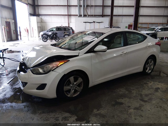 Продаж на аукціоні авто 2013 Hyundai Elantra Gls, vin: 5NPDH4AE1DH241814, номер лоту: 45491627