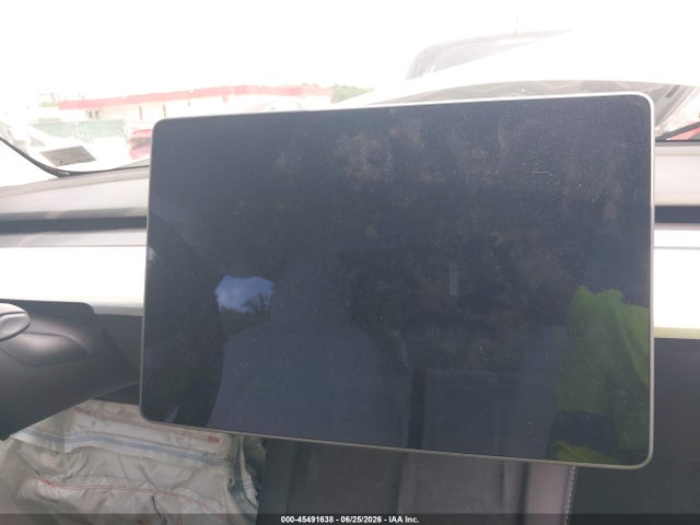 45491638 :رقم المزاد ، 5YJ3E1EBXMF926637 vin ، 2021 Tesla Model 3 Long Range Dual Motor All-wheel Drive مزاد بيع