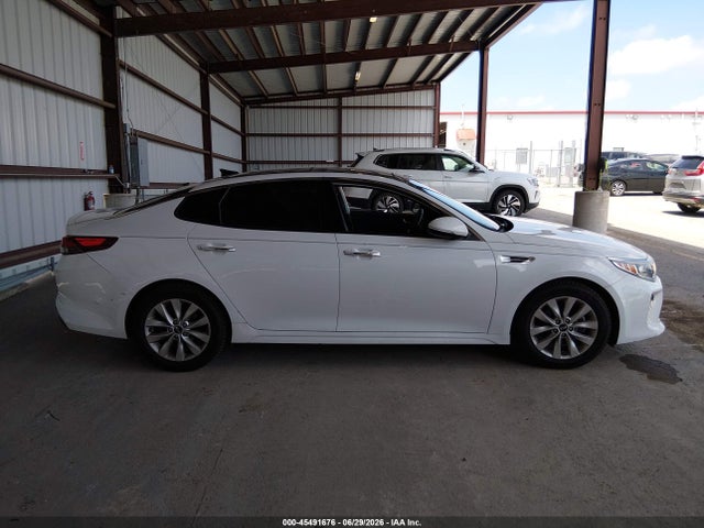 Продажа на аукционе авто 2018 Kia Optima S, vin: 5XXGT4L30JG232990, номер лота: 45491676