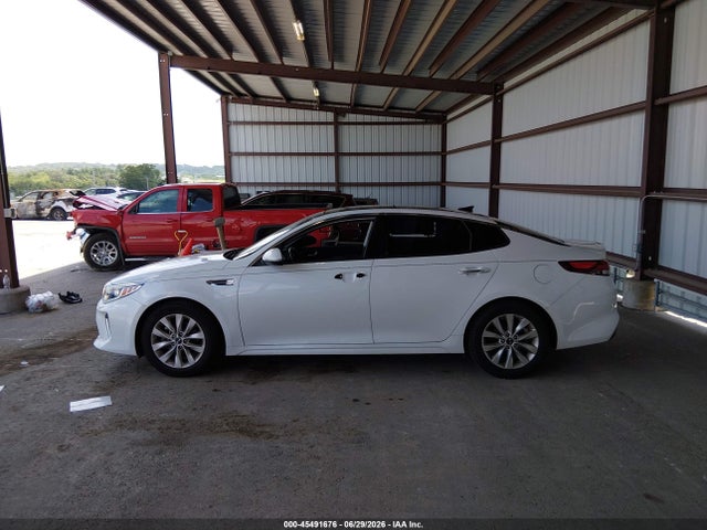 Продажа на аукционе авто 2018 Kia Optima S, vin: 5XXGT4L30JG232990, номер лота: 45491676