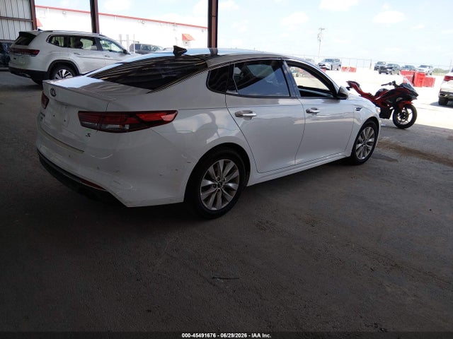 Продажа на аукционе авто 2018 Kia Optima S, vin: 5XXGT4L30JG232990, номер лота: 45491676