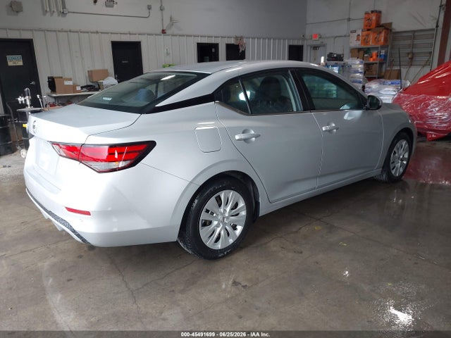 3N1AB8BV9MY270994 Nissan Sentra S Xtronic Cvt