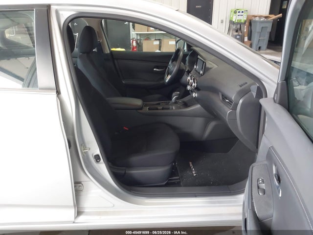 3N1AB8BV9MY270994 Nissan Sentra S Xtronic Cvt