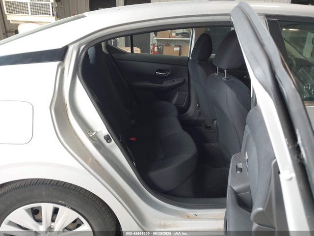 3N1AB8BV9MY270994 Nissan Sentra S Xtronic Cvt