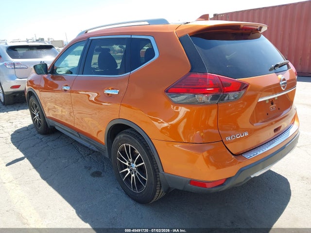 Nissan ROGUE SV 2017 5N1AT2MN7HC760428 Image 3