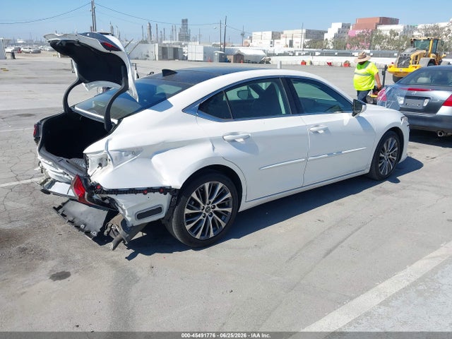 Lexus ES 350 2019 58ABZ1B16KU031294 Image 4