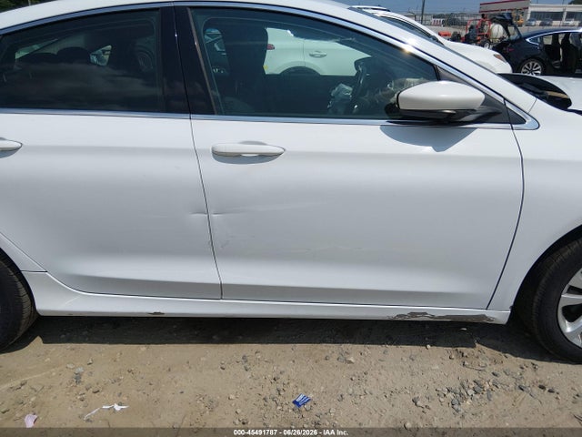 Продаж на аукціоні авто 2015 Chrysler 200 Limited, vin: 1C3CCCAB7FN714617, номер лоту: 45491787