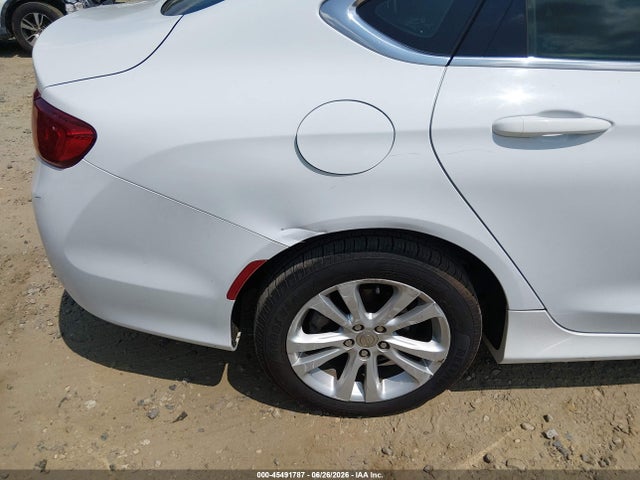 Продаж на аукціоні авто 2015 Chrysler 200 Limited, vin: 1C3CCCAB7FN714617, номер лоту: 45491787