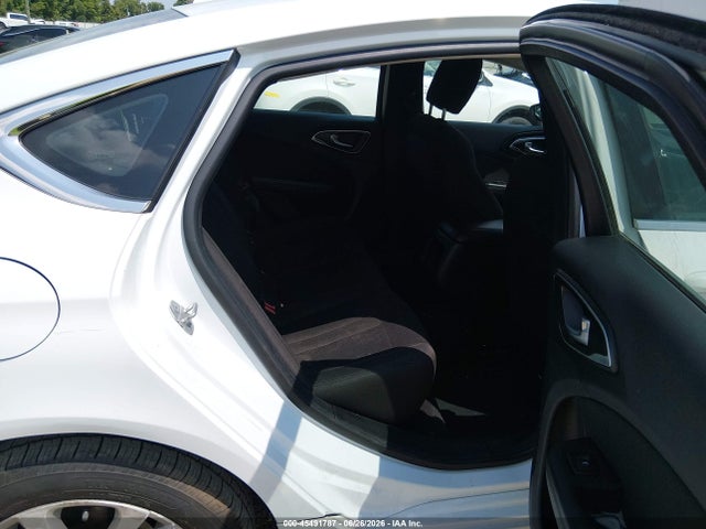 Продаж на аукціоні авто 2015 Chrysler 200 Limited, vin: 1C3CCCAB7FN714617, номер лоту: 45491787
