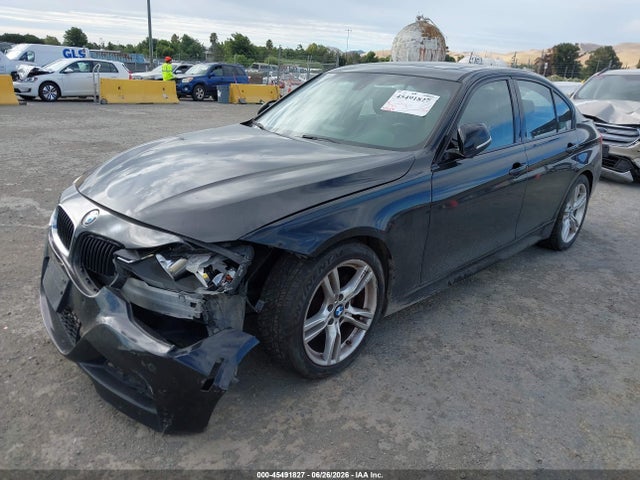 BMW 328I 2014 WBA3C1C5XEK115893 Image 2