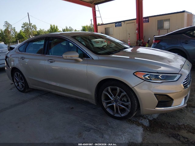 45491867 :رقم المزاد ، 3FA6P0CD3KR116788 vin ، 2019 Ford Fusion Sel مزاد بيع