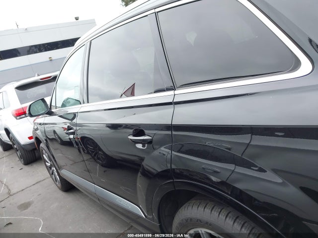 WA1AHAF72KD018903 Audi Q7 45 Premium