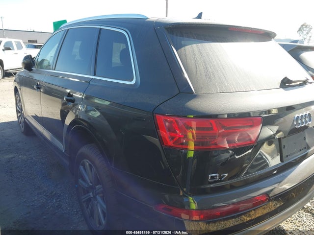 WA1AHAF72KD018903 Audi Q7 45 Premium