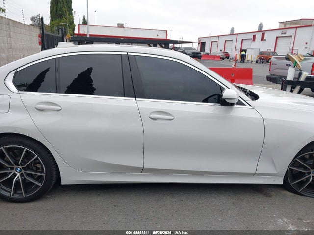 3MW5R1J04N8C77812 BMW 330I
