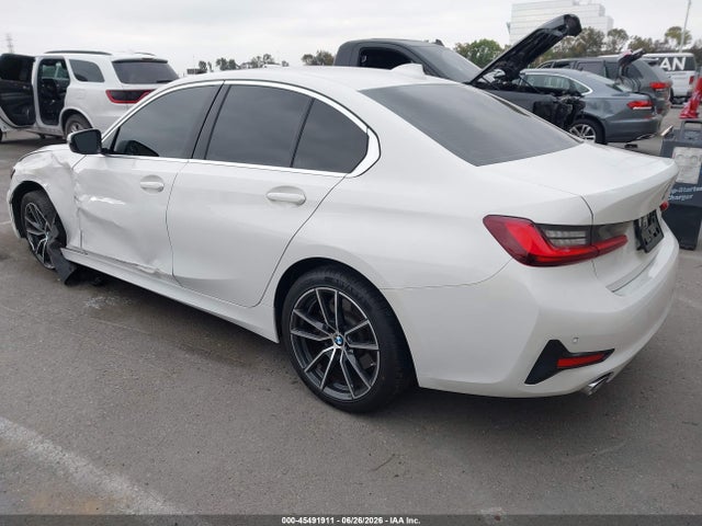 3MW5R1J04N8C77812 BMW 330I