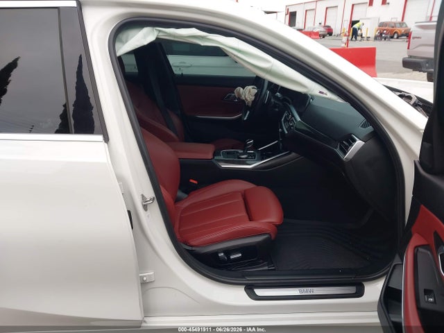 3MW5R1J04N8C77812 BMW 330I