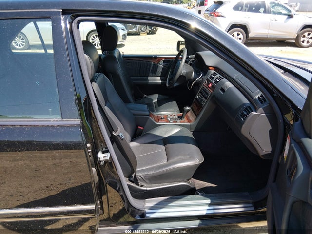Продажа на аукционе авто 1997 Mercedes-benz E 320, vin: WDBJF55F2VA333331, номер лота: 45491912
