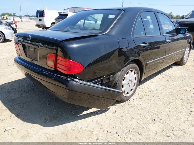 Продажа на аукционе авто 1997 Mercedes-benz E 320, vin: WDBJF55F2VA333331, номер лота: 45491912