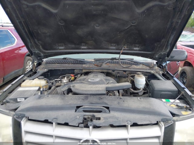 2004 Cadillac Escalade Esv Standard მანქანა იყიდება აუქციონზე, vin: 3GYFK66NX4G141552, აუქციონის ნომერი: 45491926