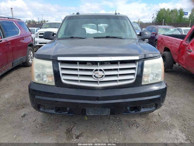 2004 Cadillac Escalade Esv Standard მანქანა იყიდება აუქციონზე, vin: 3GYFK66NX4G141552, აუქციონის ნომერი: 45491926