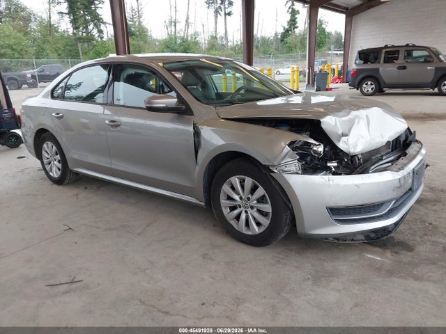 Volkswagen Passat 2.5l Wolfsburg Edition 2014 1VWAP7A39EC020106 главное изображение