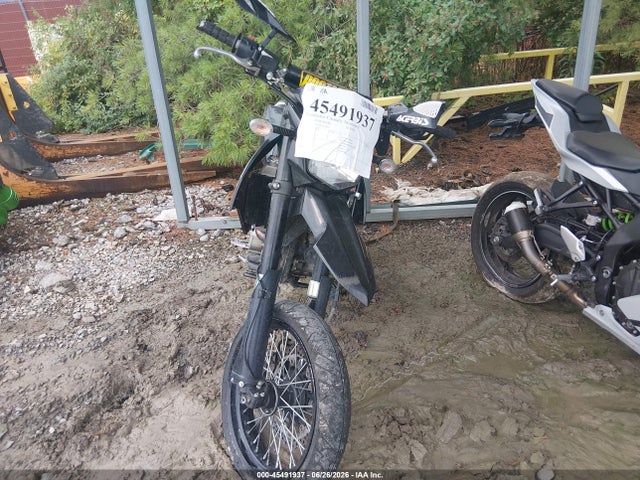 Kawasaki Klx300 E 2023 ML5LXBE17PDA24107 Image 5