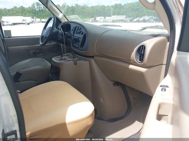 45491994 :رقم المزاد ، 1FBSS31L53HB35644 vin ، 2003 Ford E-350 Super Duty Xl/xlt مزاد بيع