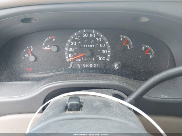45491994 :رقم المزاد ، 1FBSS31L53HB35644 vin ، 2003 Ford E-350 Super Duty Xl/xlt مزاد بيع