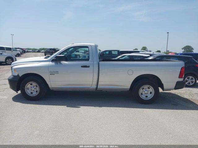 3C6JR6DG3KG502852 RAM 1500 Classic Tradesman 4x2 8&#039; Box