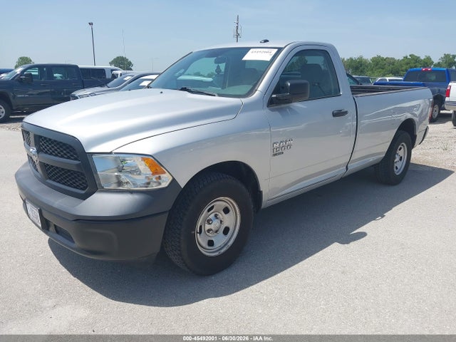 3C6JR6DG3KG502852 RAM 1500 Classic Tradesman 4x2 8&#039; Box